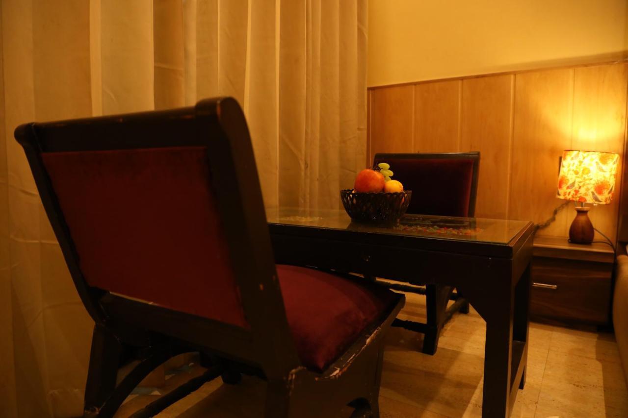 Perfectstayz Premium @Harkipauri Road Haridwār Quarto foto